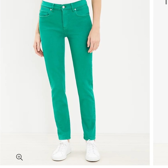 Loft The Girlfriend mid rise jean in green - Picture 2 of 7